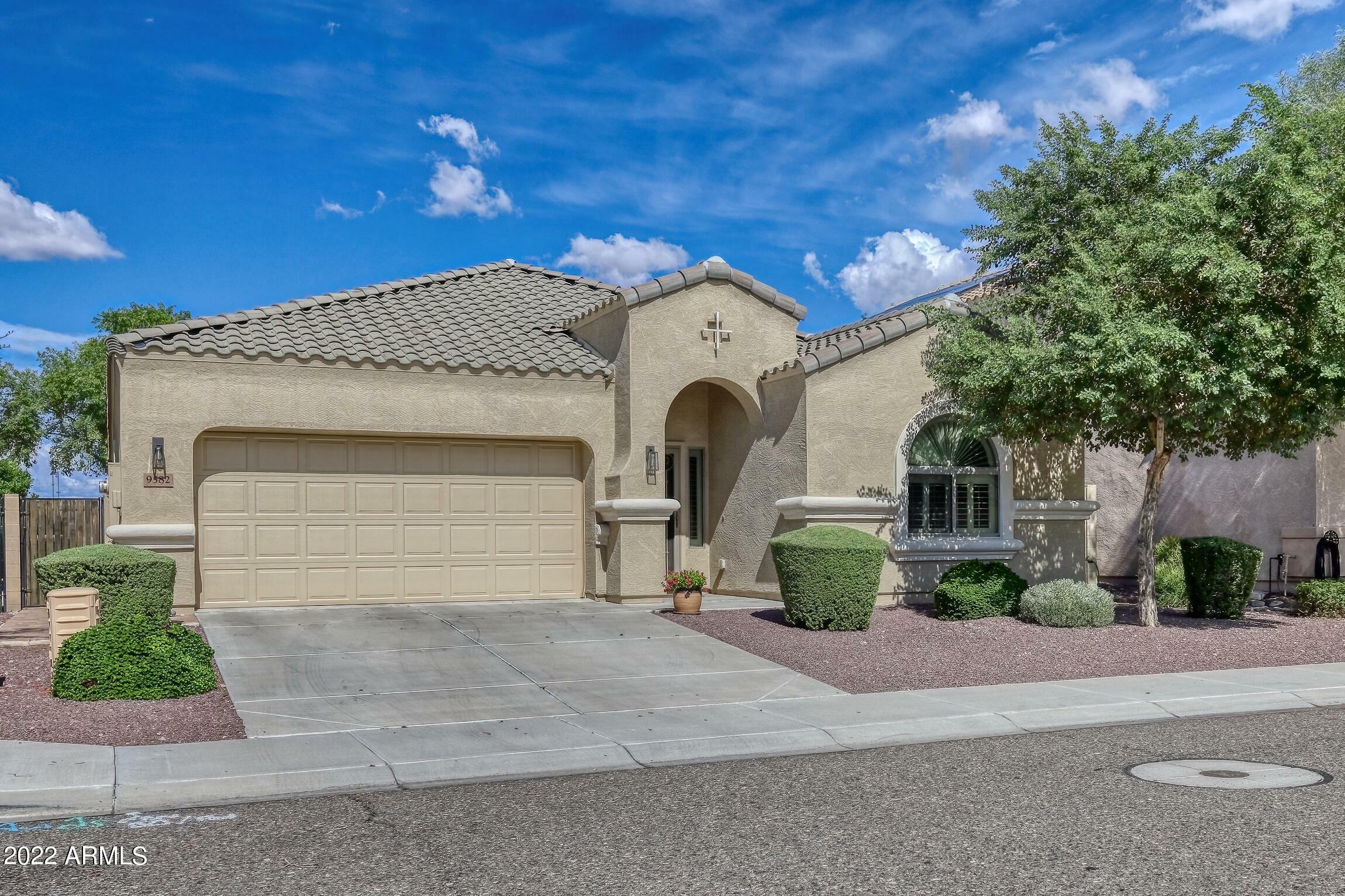 Property Photo: 9582 W Quail Avenue AZ 85382