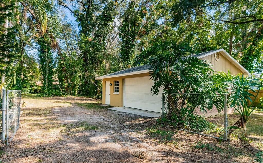 Property Photo: 2902 Little Road FL 33596