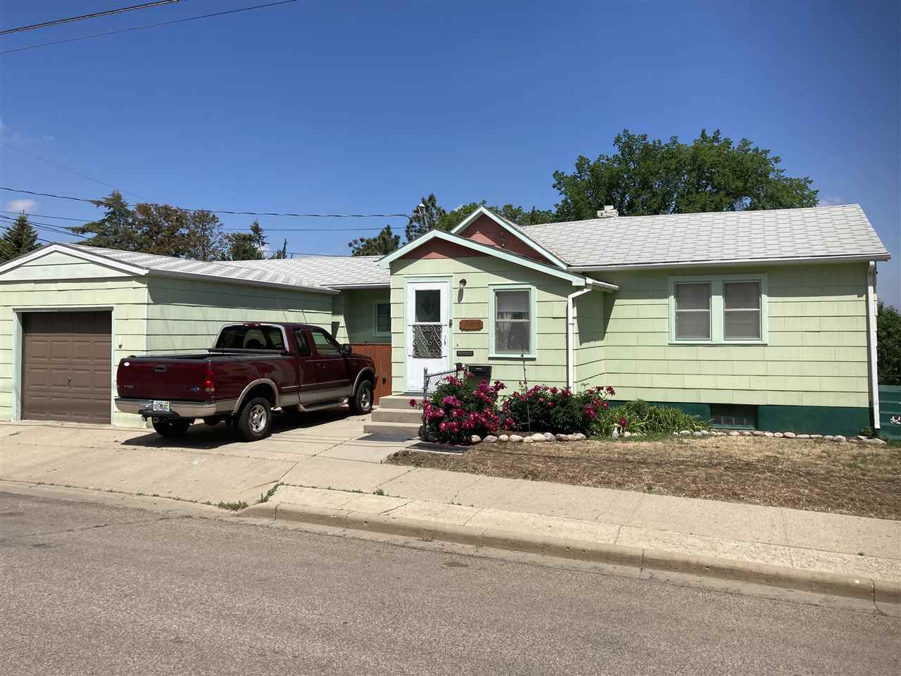 Property Photo:  502 SW 5th Ave.  ND 58701 