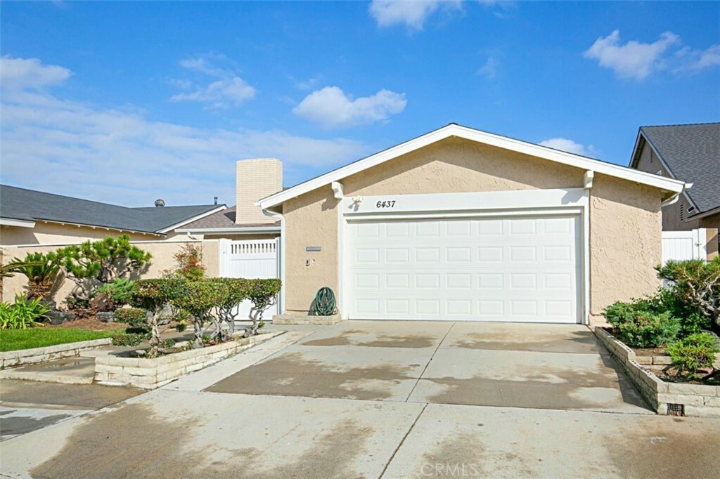 Property Photo:  6437 Pitcairn Street  CA 90630 