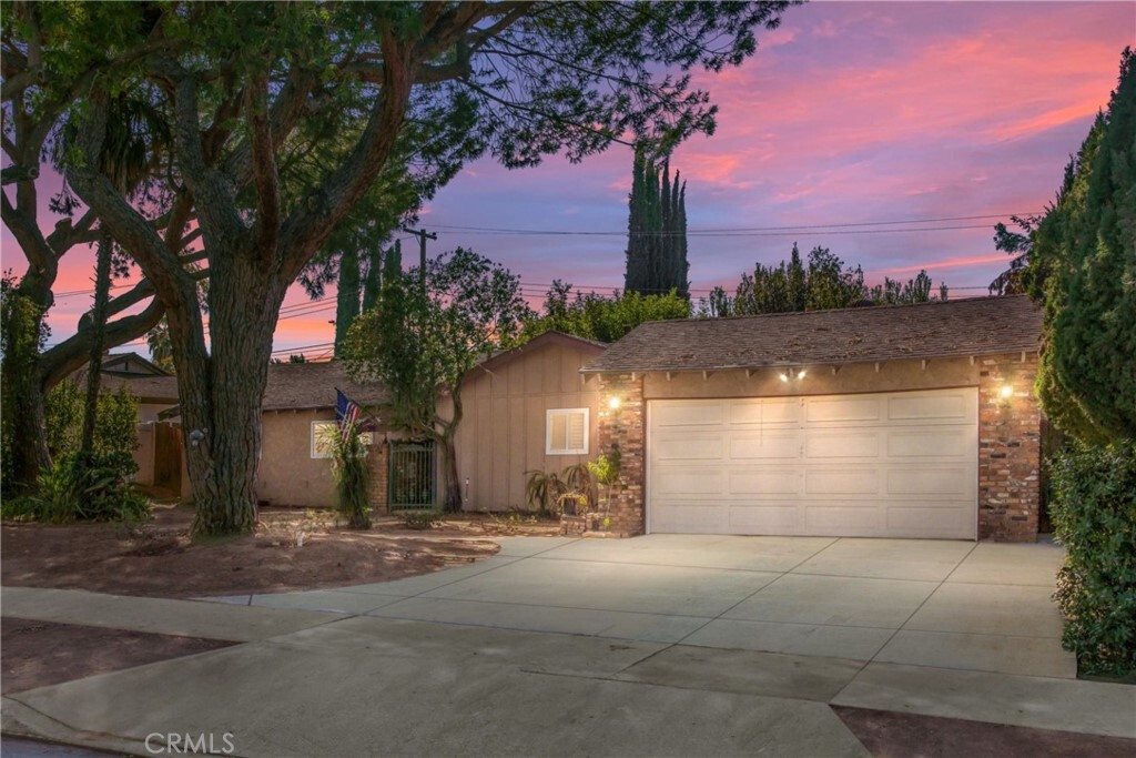 Property Photo: 812 Lytle Street CA 92374