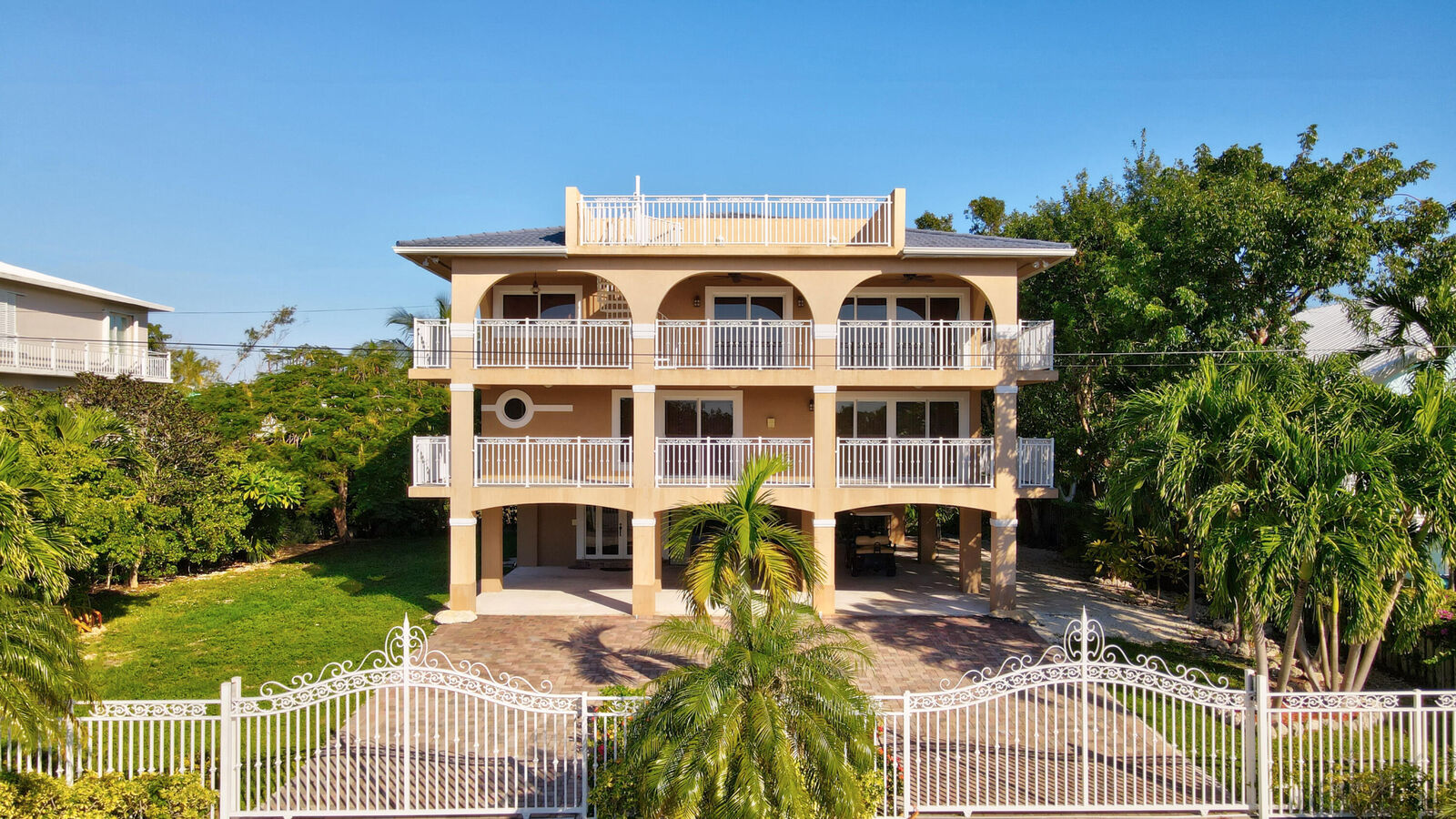 Property Photo:  154 Jasmine Street  FL 33070 