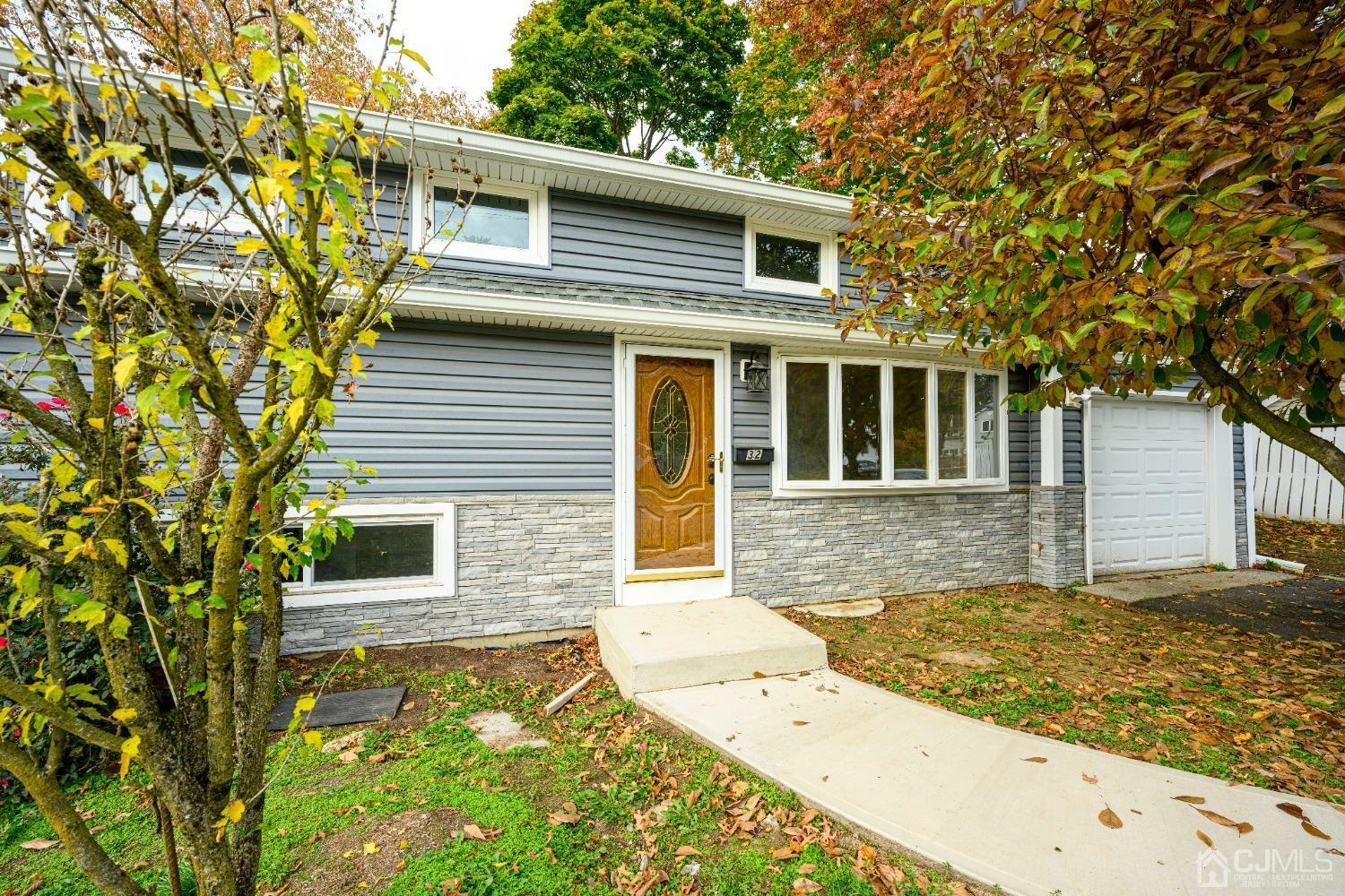 Property Photo:  32 Meadow Road  NJ 08816 