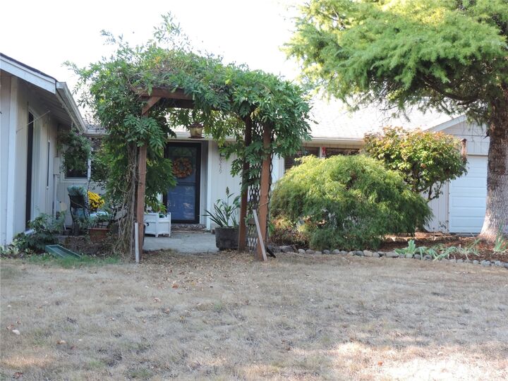 Property Photo: 16239 SW Prairie Villa Street SW WA 98589