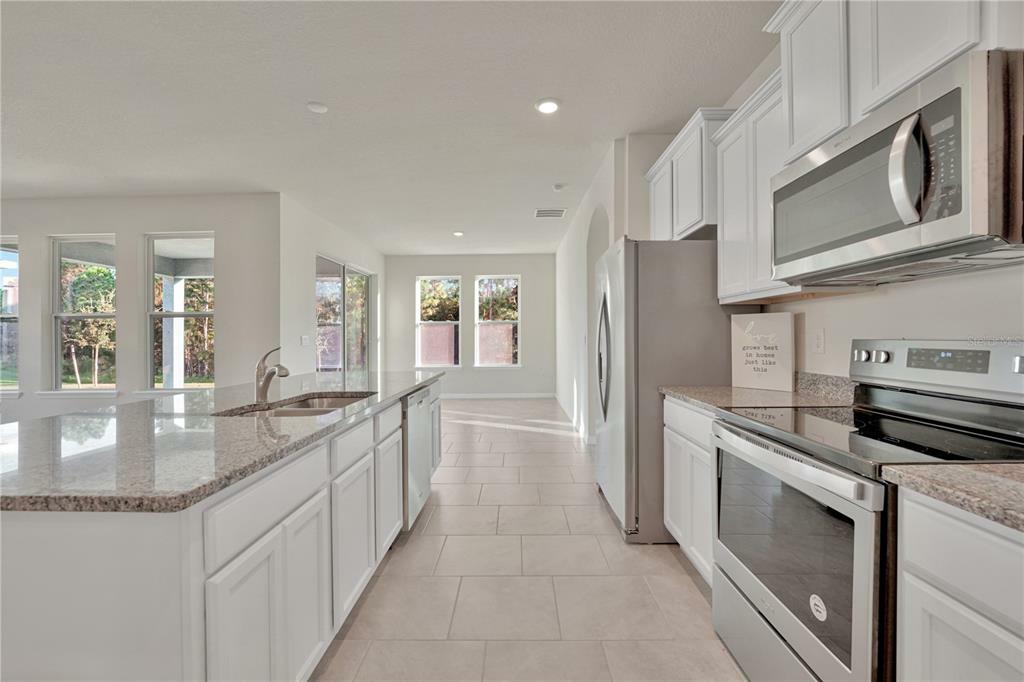 Property Photo: 6790 Sarus Crane Point FL 34773