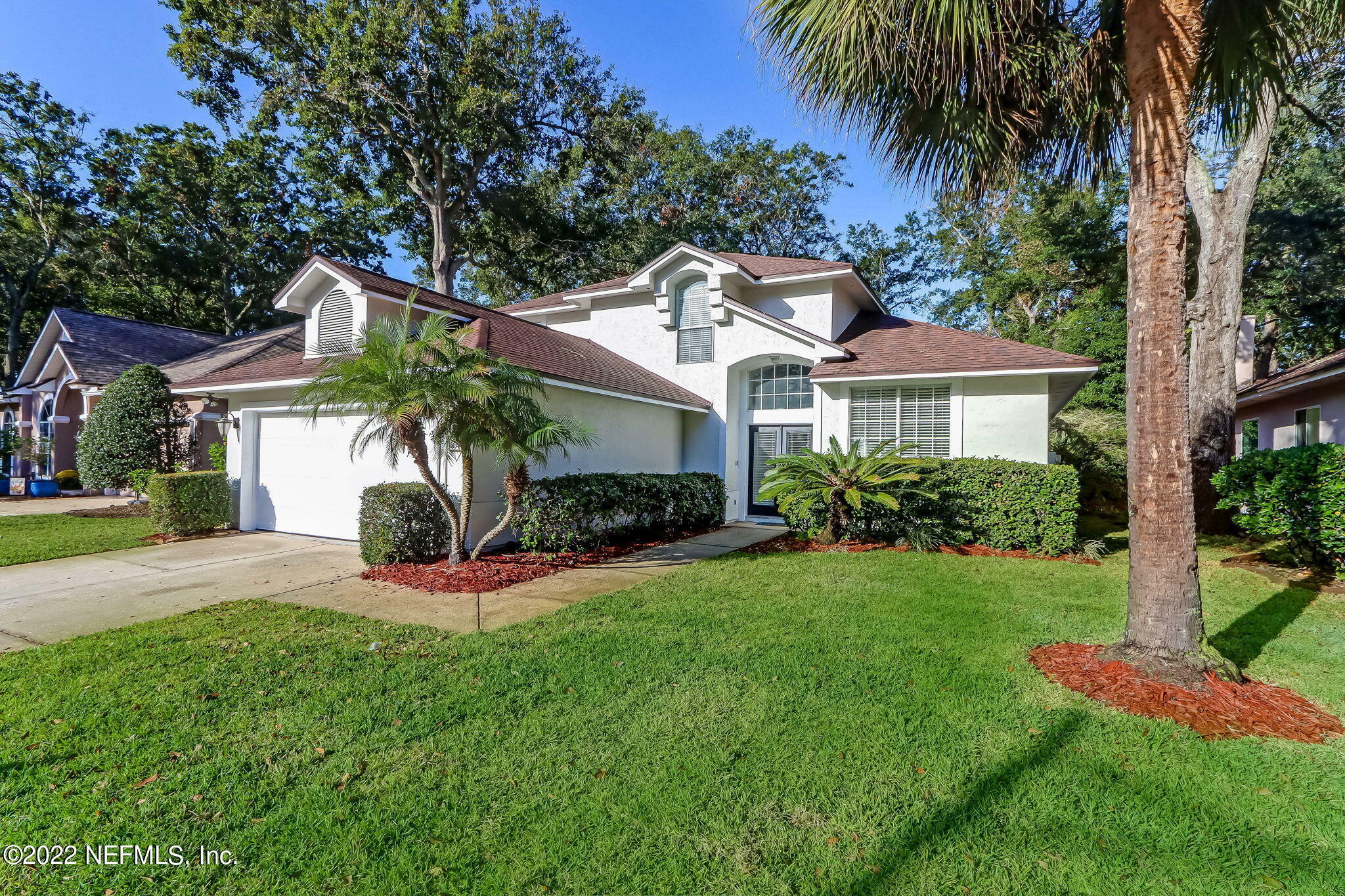 Property Photo:  4218 Richmond Park Drive E  FL 32224 