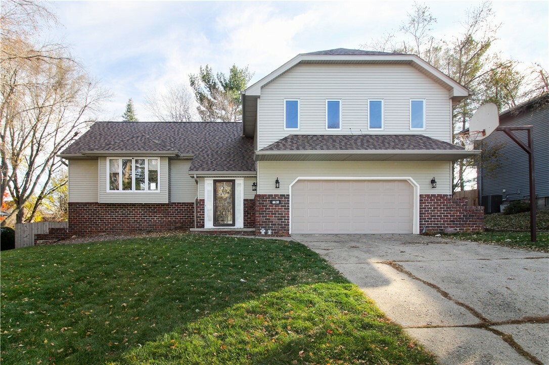 Property Photo:  4610 Western Hills Drive  IA 50265 