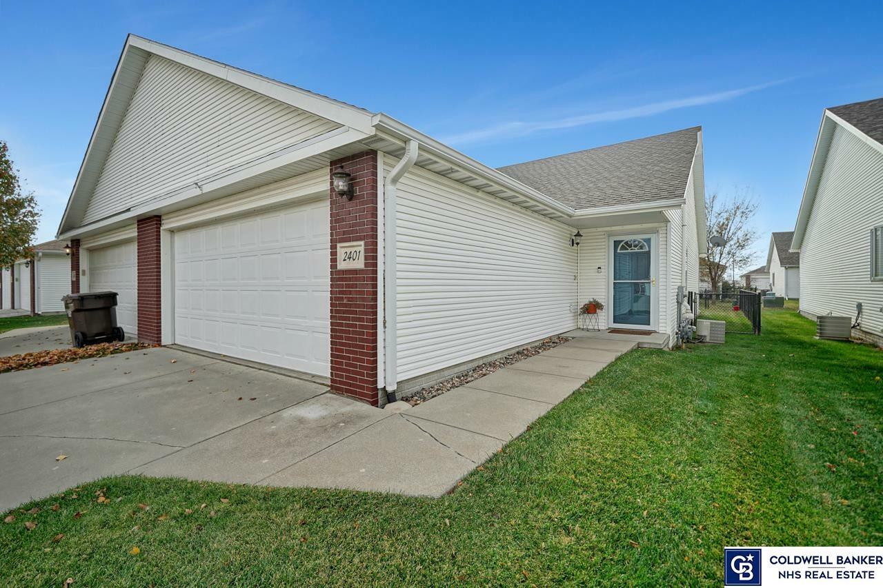 2401 Northline  Lincoln NE 68521 photo