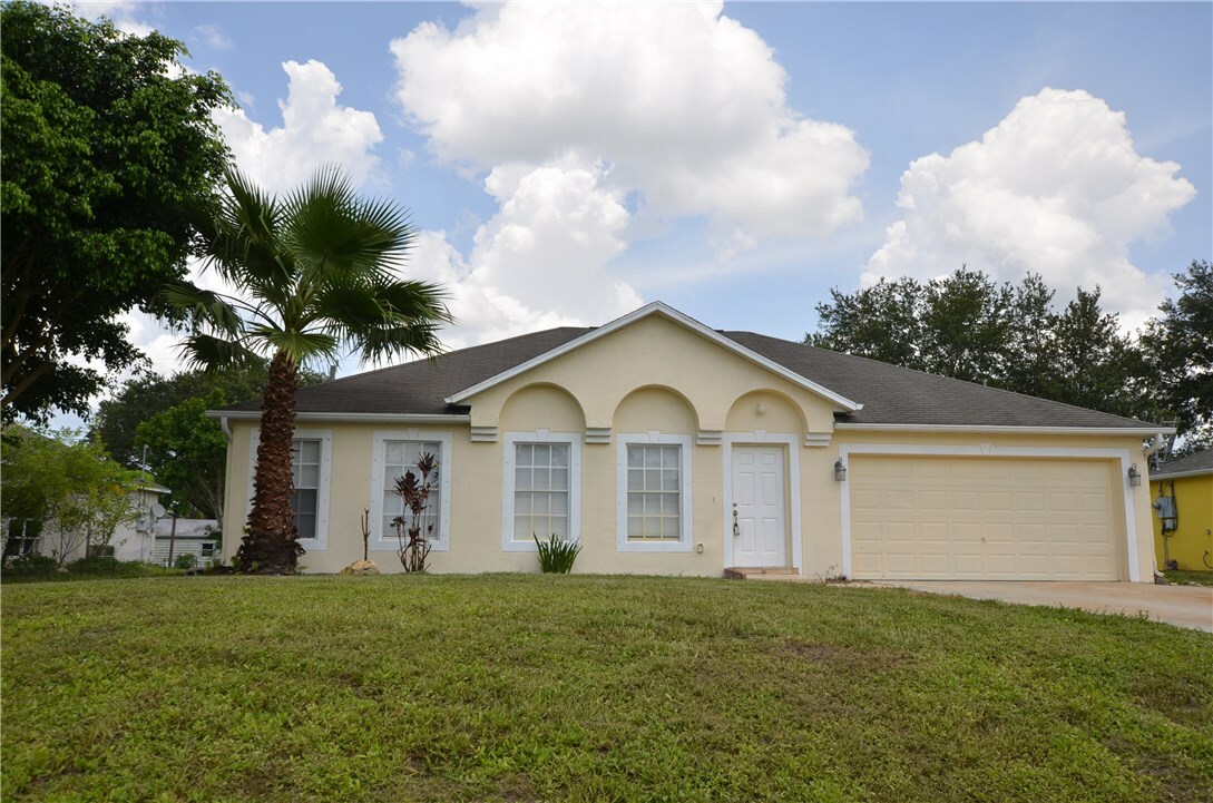 Property Photo:  8846 104th Avenue  FL 32967 