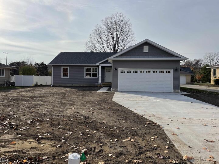 67883 Forest  Richmond MI 48062 photo