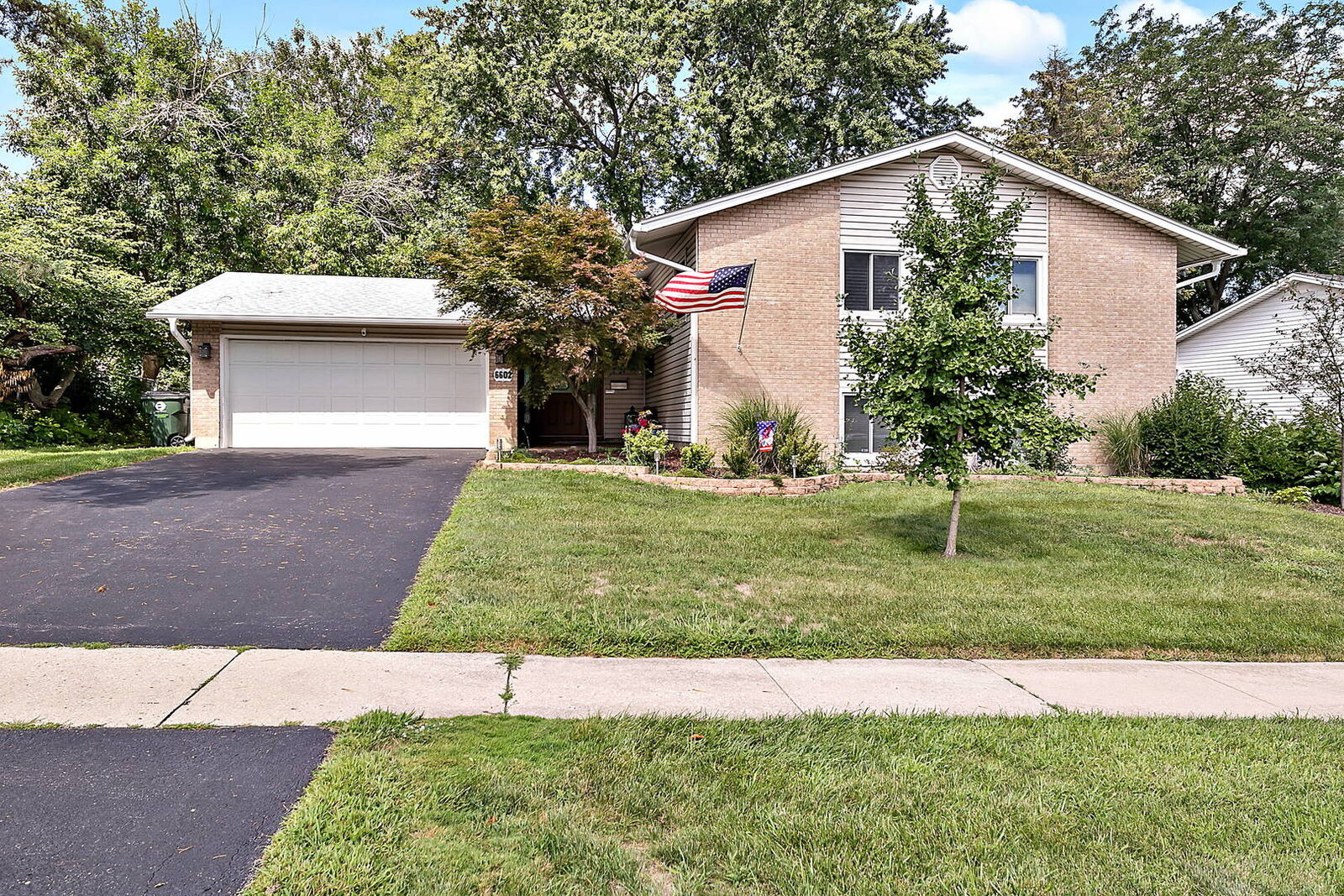 Property Photo: 6602 Taylor Drive IL 60517