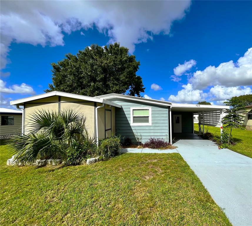 Property Photo:  725 Jason Drive  FL 32159 