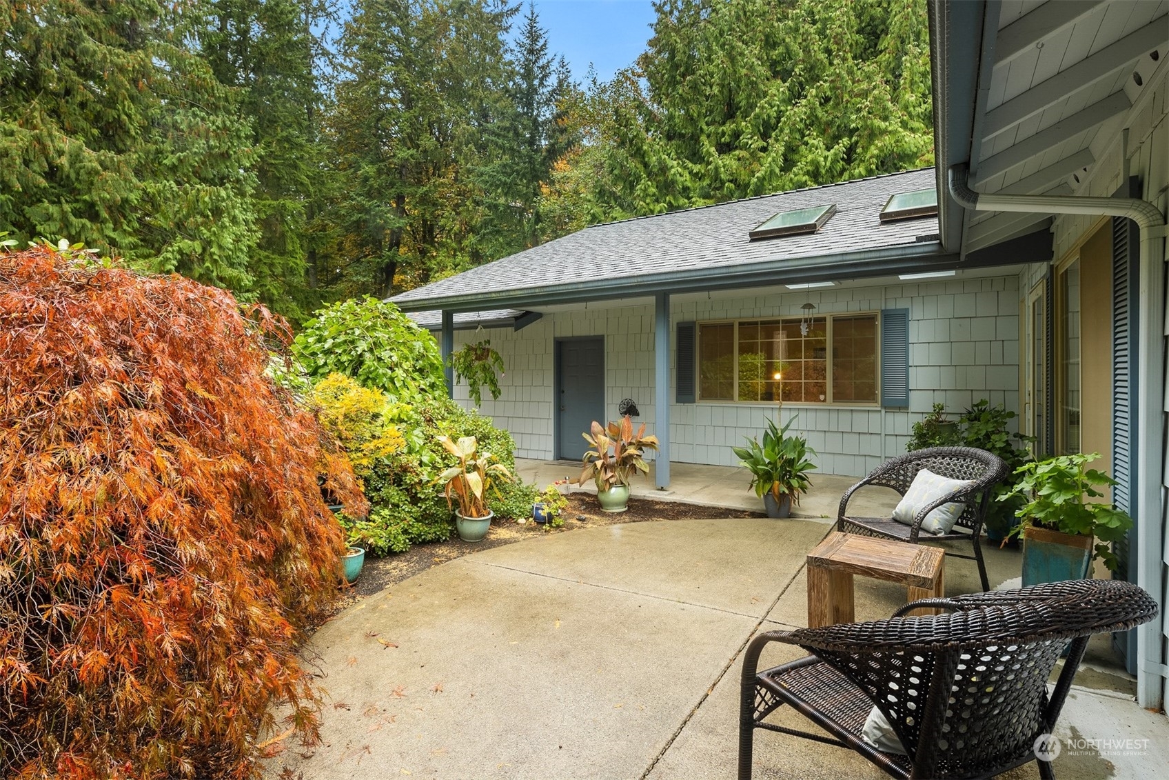 Property Photo:  10954 Hart Lane NE  WA 98110 