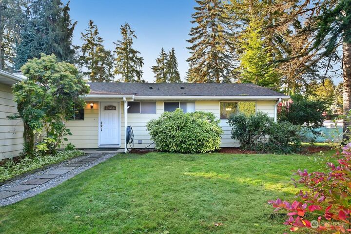 Property Photo: 23724 49th Avenue SE WA 98072