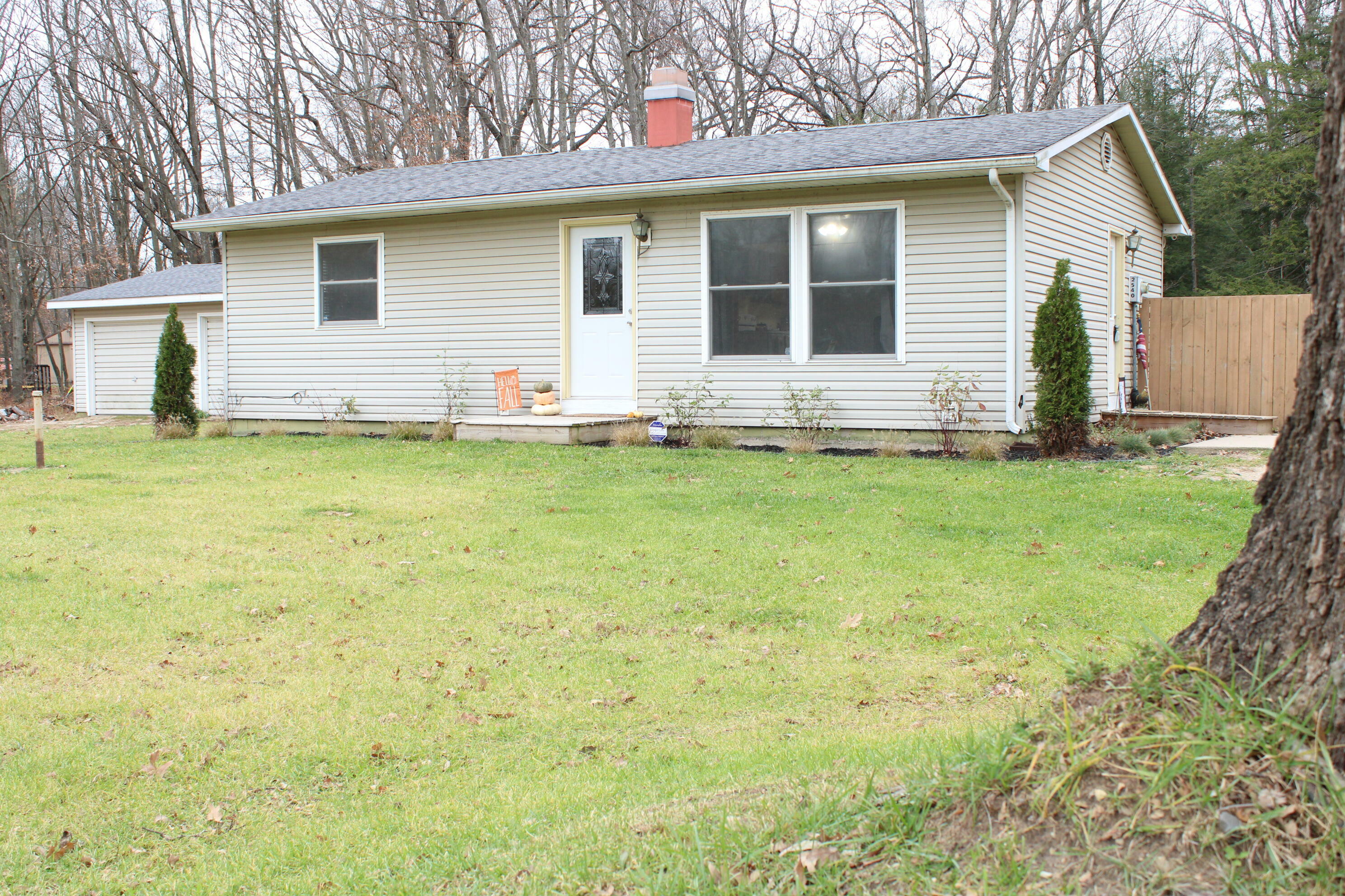 Property Photo:  2540 E Arthur Road  MI 49452 