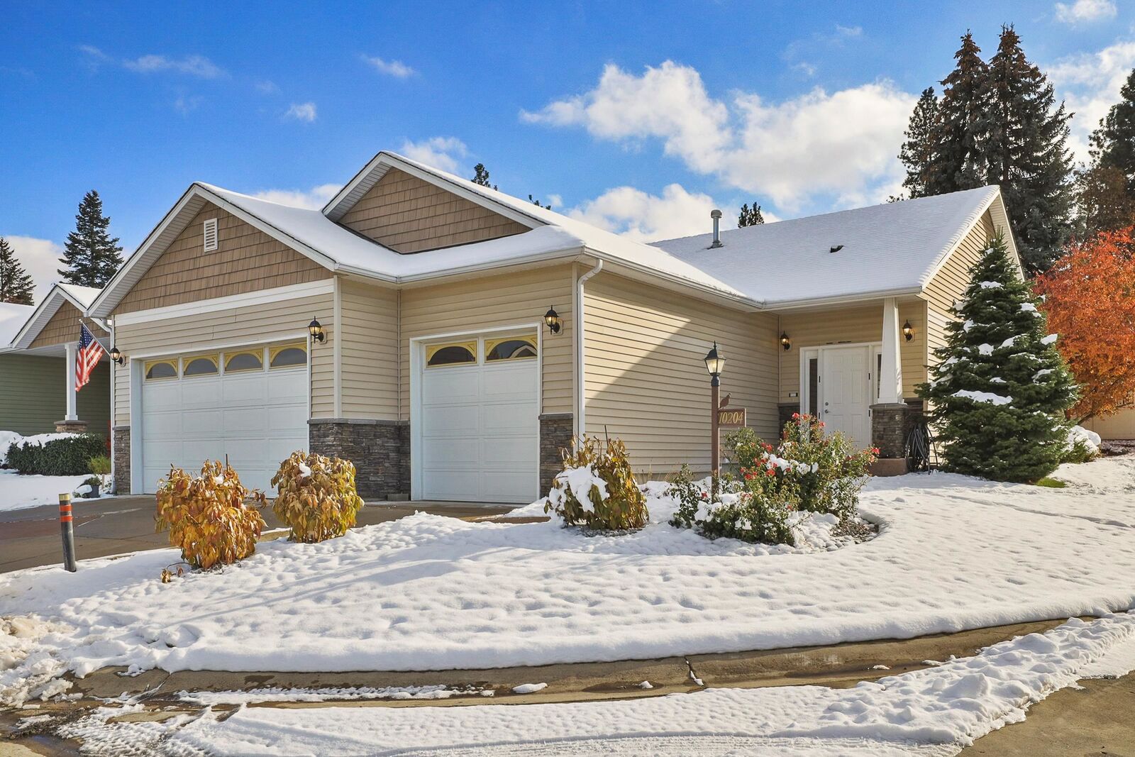 Property Photo:  10204 E 6th Ln  WA 99206 