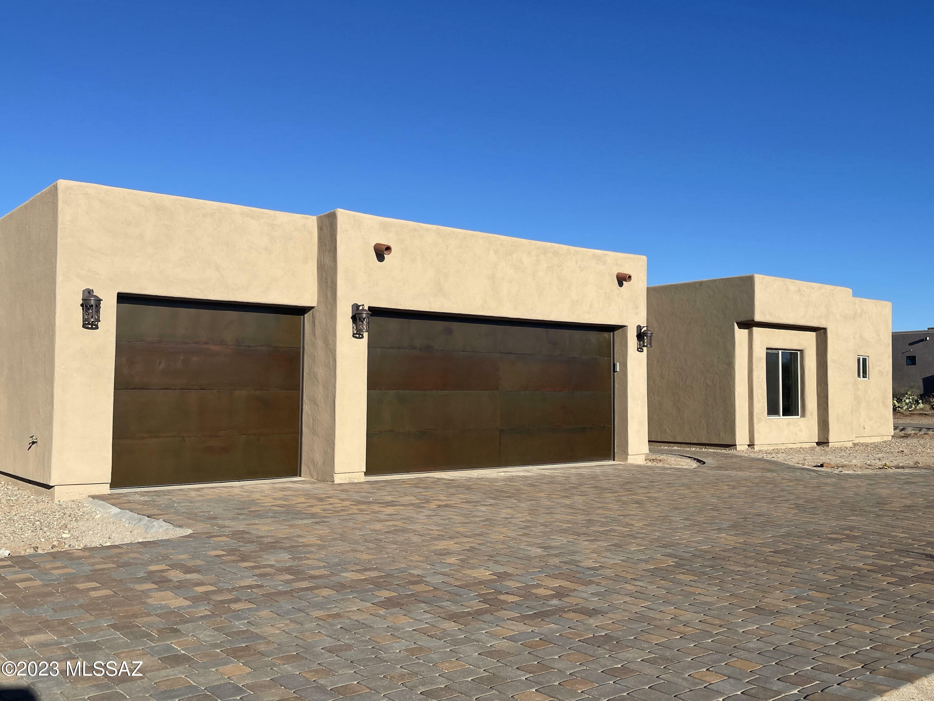 Property Photo:  8186 S Diamond H Ranch Place  AZ 85641 