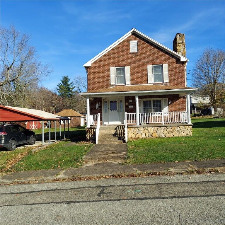 Property Photo: 1405 Chestnut St PA 15425