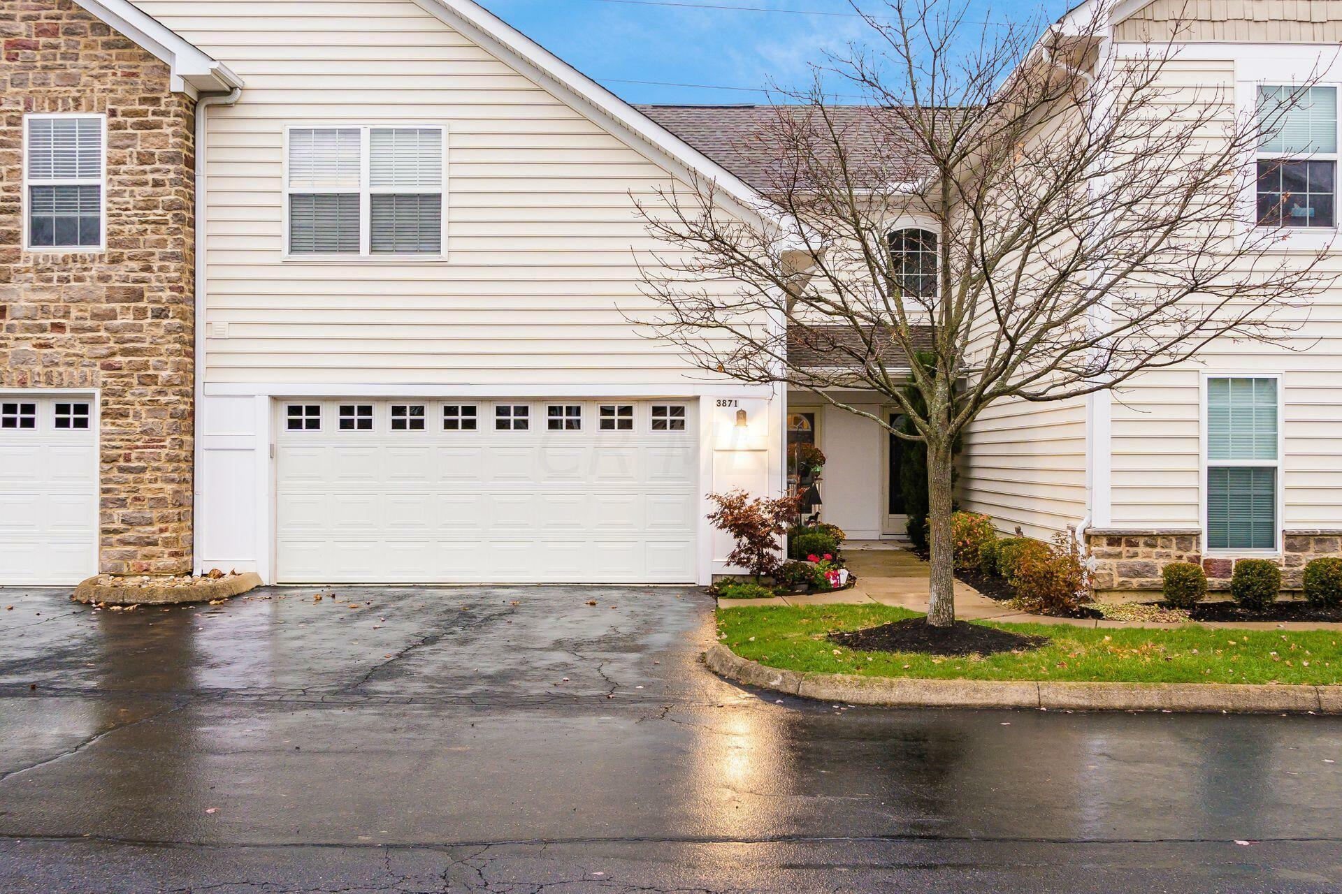 Property Photo: 3871 Rue De Brittany OH 43221