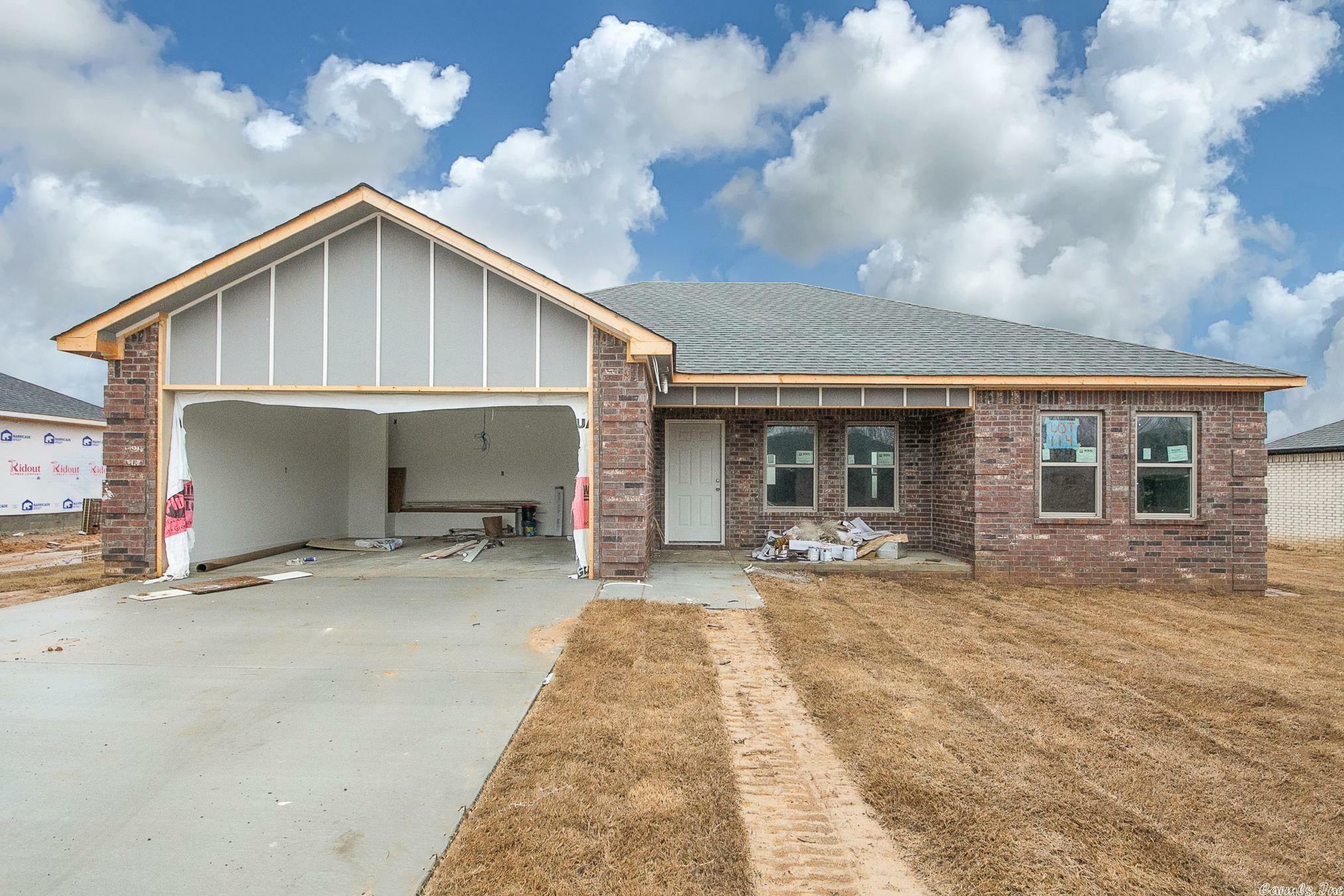 Property Photo:  19 Winchester Drive  AR 72176 