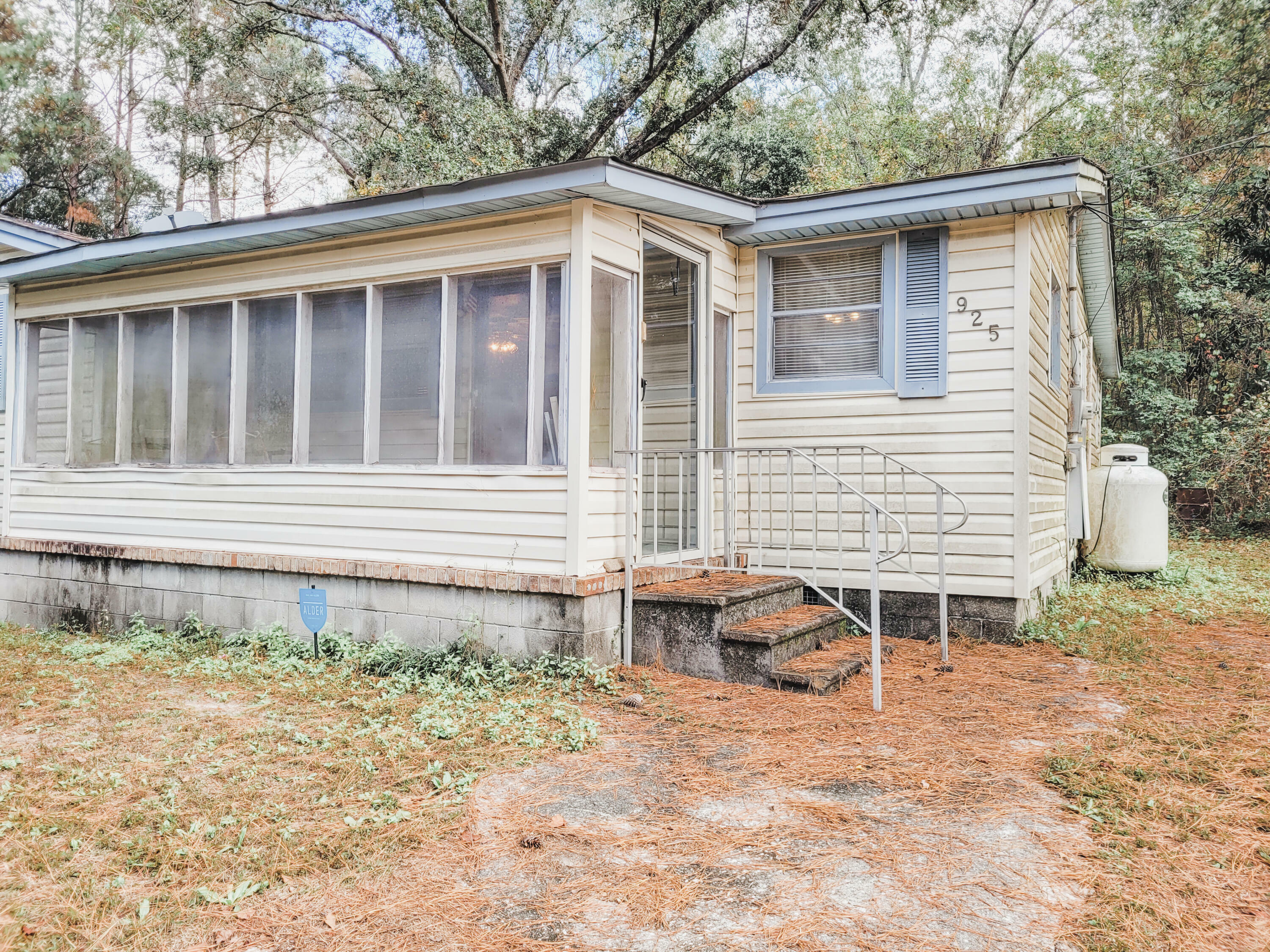 Property Photo:  925 Old Bell Rd.  SC 29477 