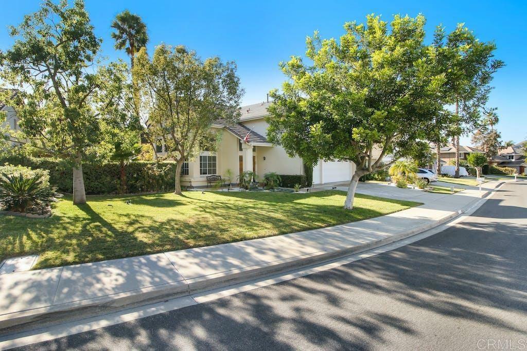 Property Photo:  377 Moonstone Bay Drive  CA 92057 