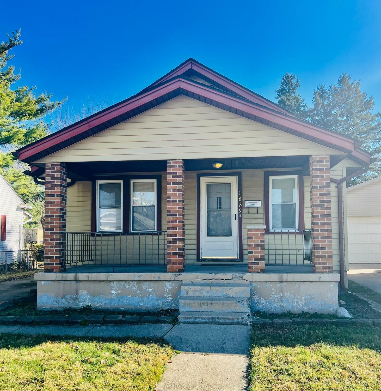 Property Photo: 1829 Helen Ave OH 45011