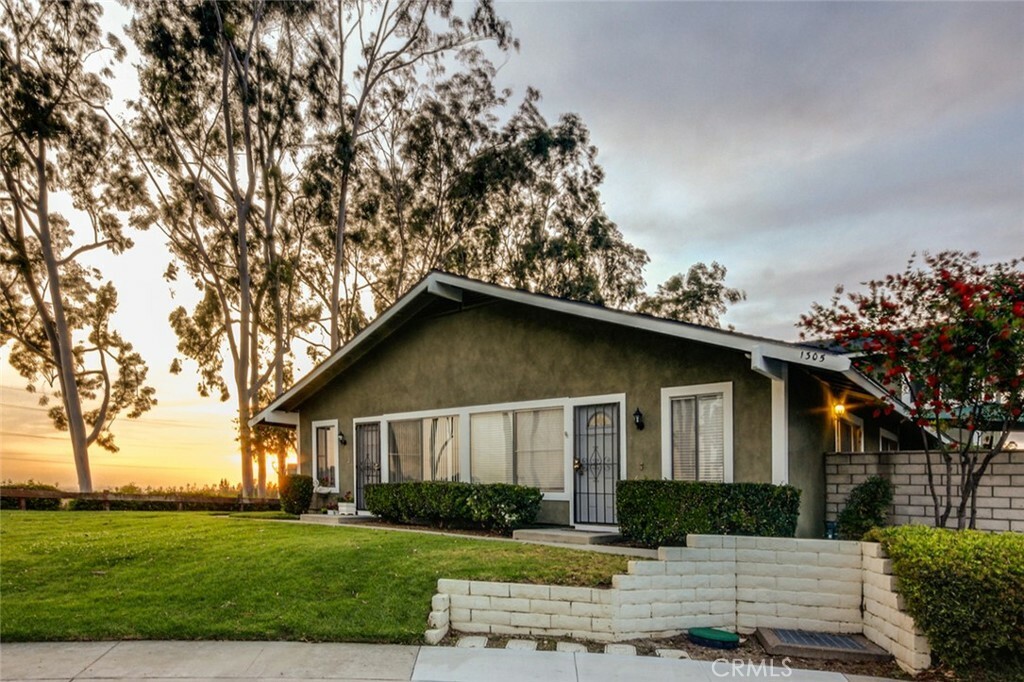 Property Photo:  1305 Brooktree Circle  CA 91792 