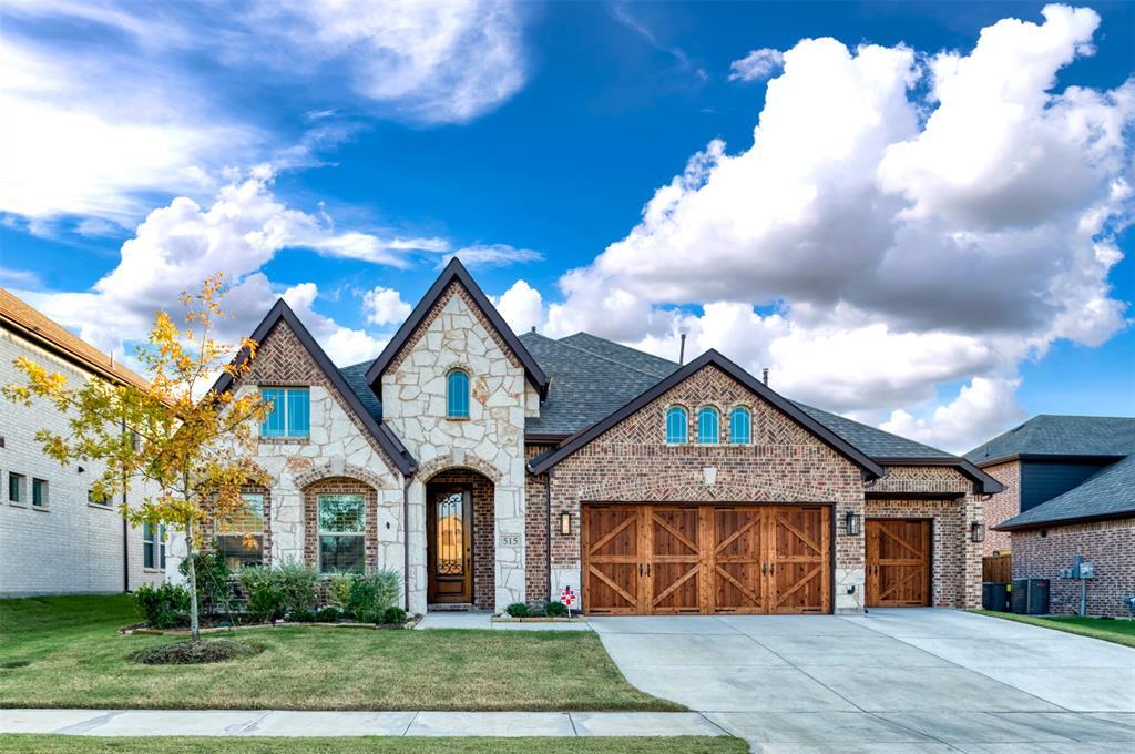 Property Photo: 515 Shadow Glen Trail TX 75098