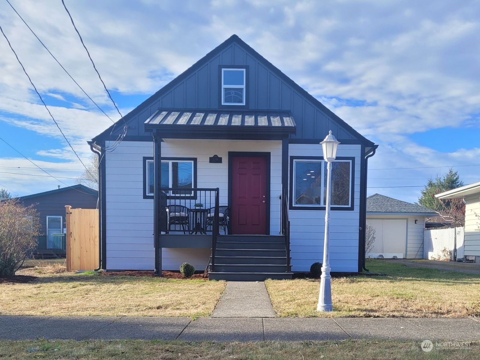 Property Photo:  1246 Pioneer Street  WA 98022 