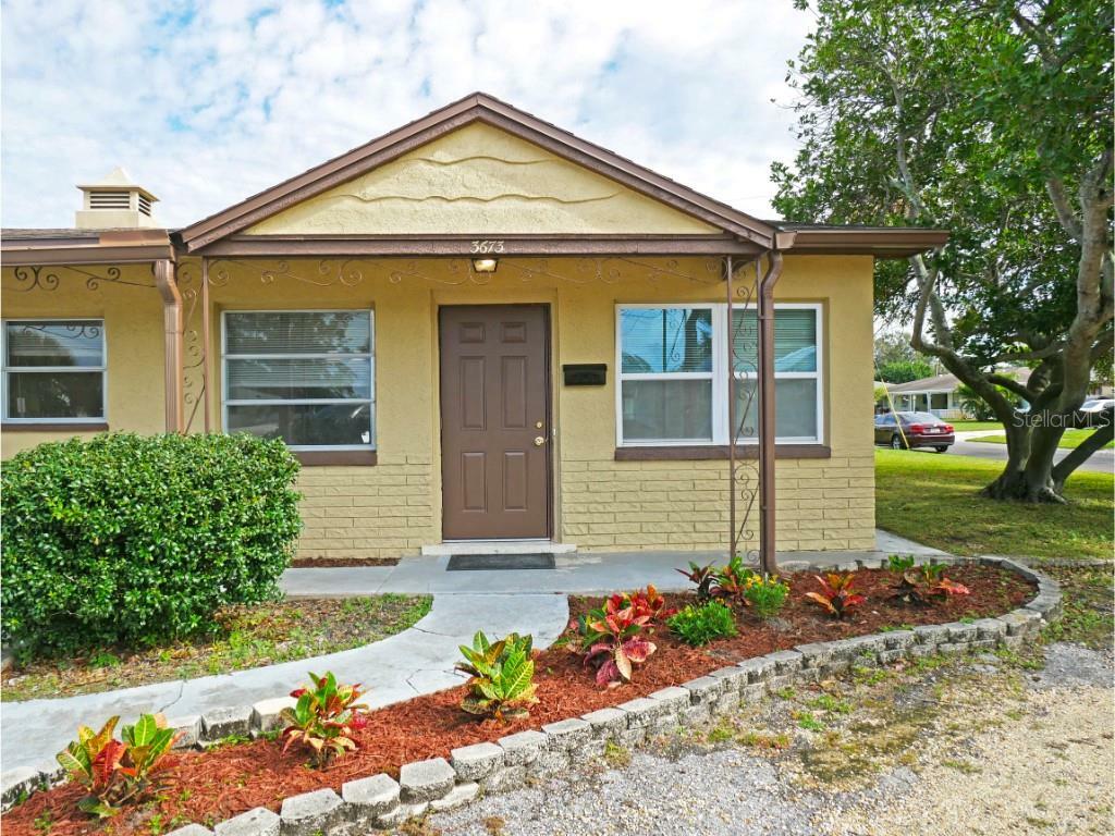 Property Photo: 3673 59th Way N FL 33710