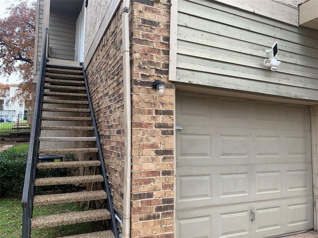 Property Photo: 6040 Stoneybrook Drive TX 76112
