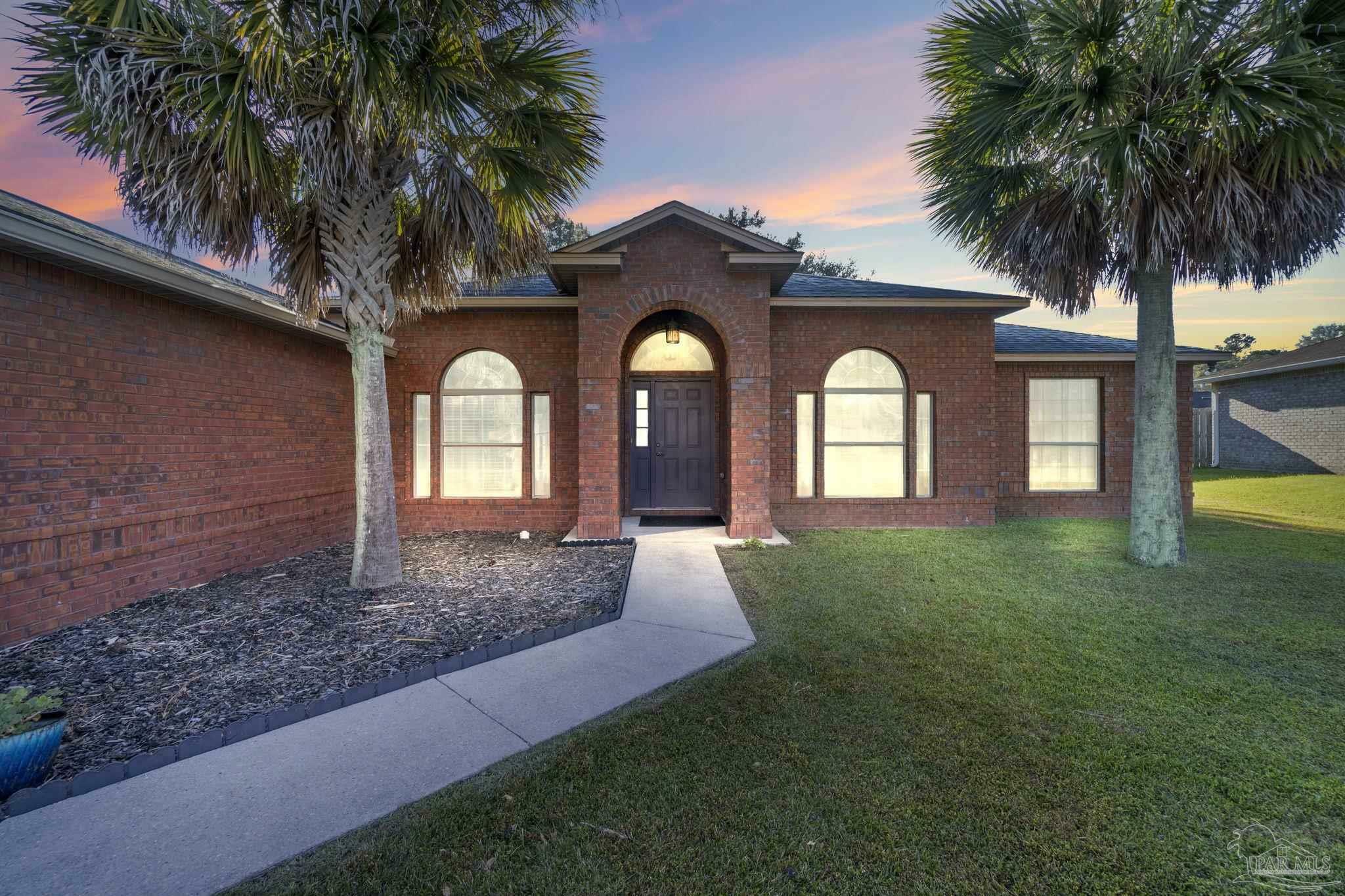 Property Photo:  2224 Liberty Loop Rd  FL 32533 
