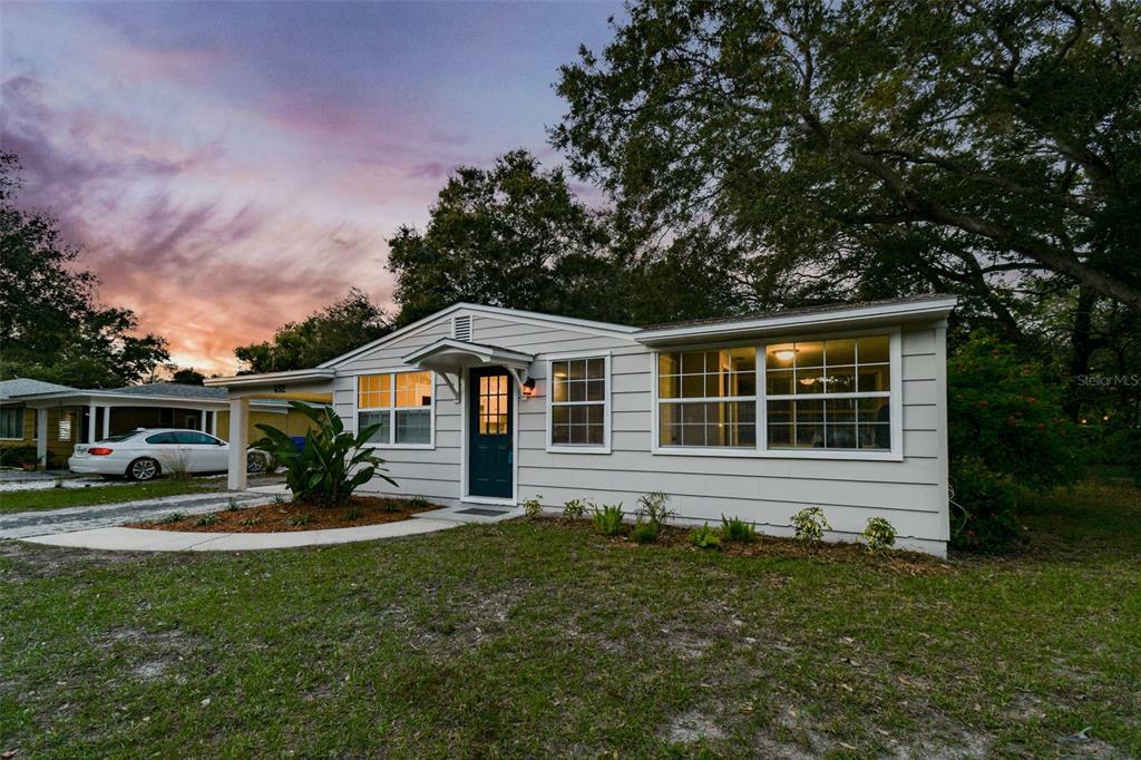 Property Photo:  652 Lexington Street  FL 34698 