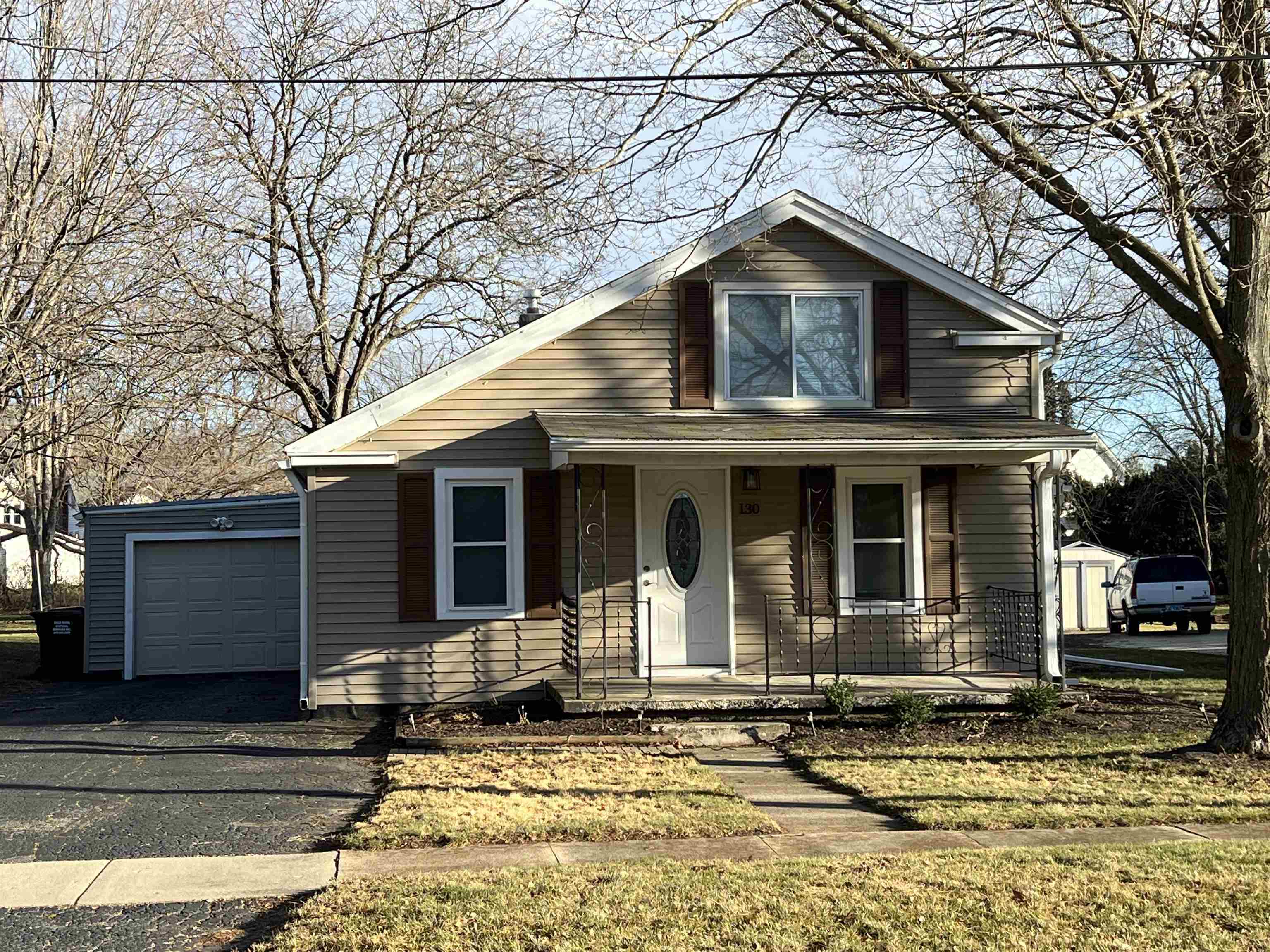 Property Photo:  130 East Street  IL 61016 