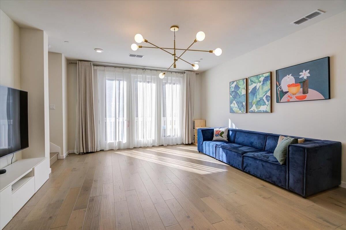 Property Photo: 539 San Lorenzo Terrace 2 CA 94085