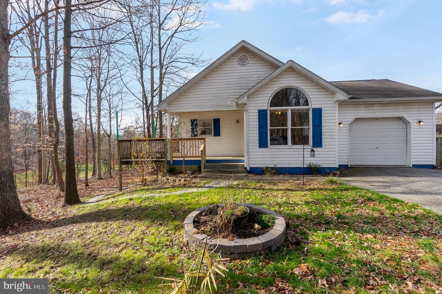 Property Photo:  16 Crows Foot Drive  MD 21901 