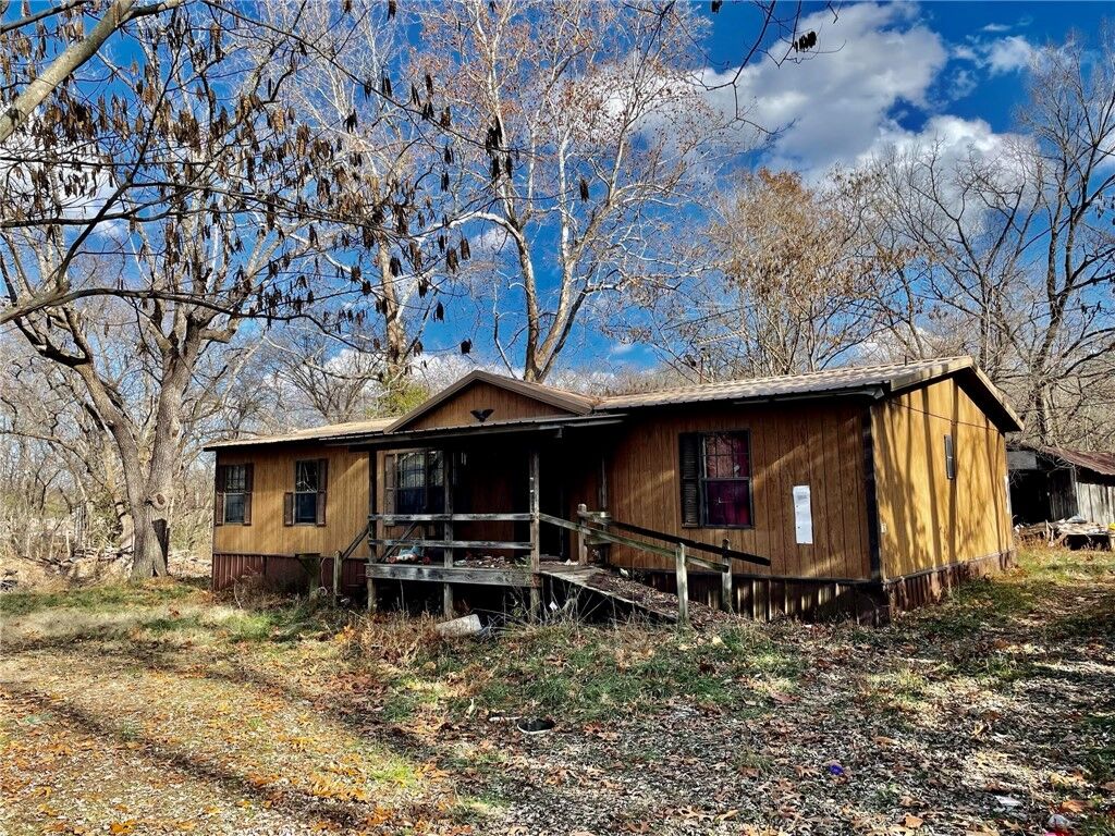 Property Photo:  13746 Ventris Road  AR 72732 