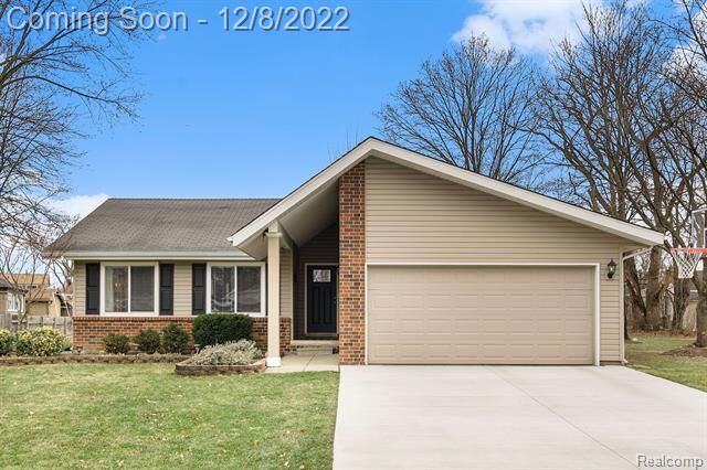 Property Photo: 22508 Heatherbrae Way MI 48375