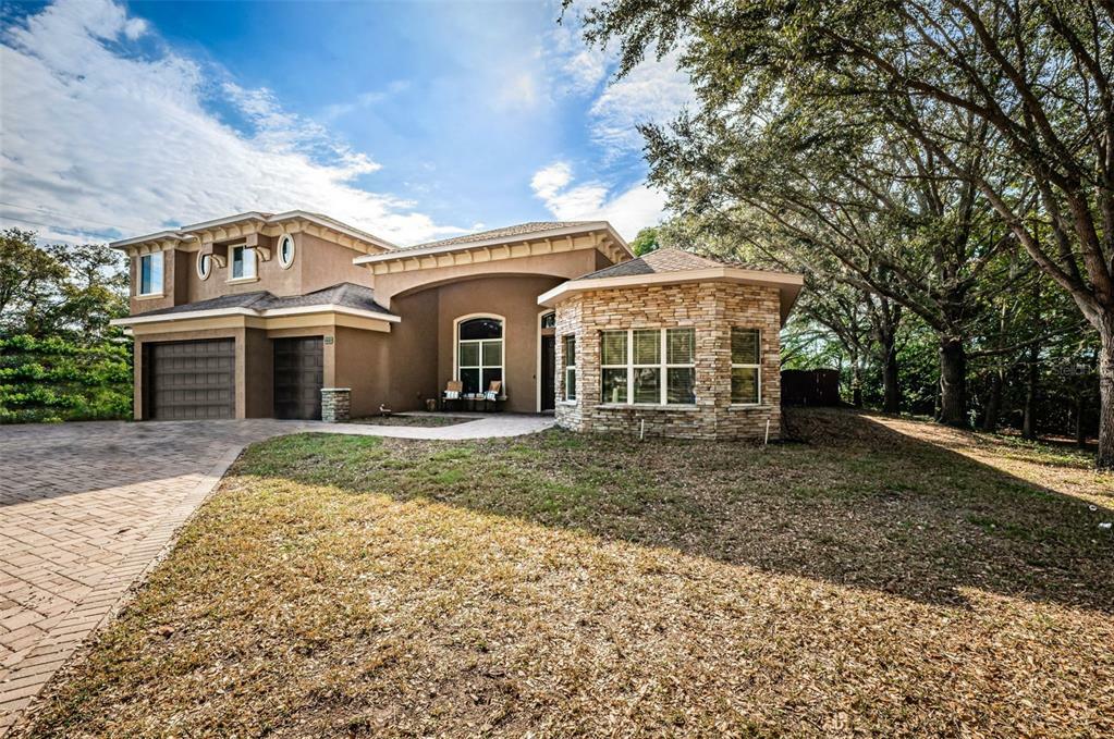 Property Photo:  2232 Elcid Court  FL 34683 