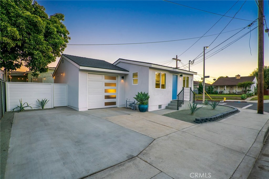 Property Photo:  21322 S Western Avenue  CA 90501 