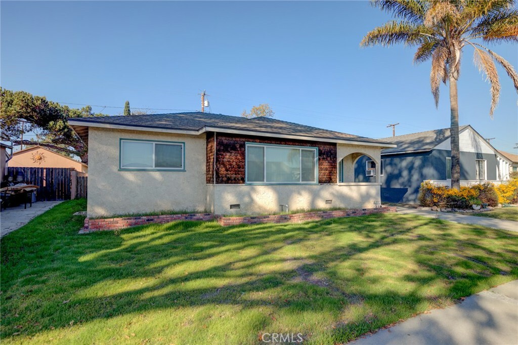 Property Photo:  15255 Roselle Avenue  CA 90260 