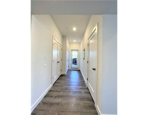 Property Photo: 302 Broadway 204 MA 02149