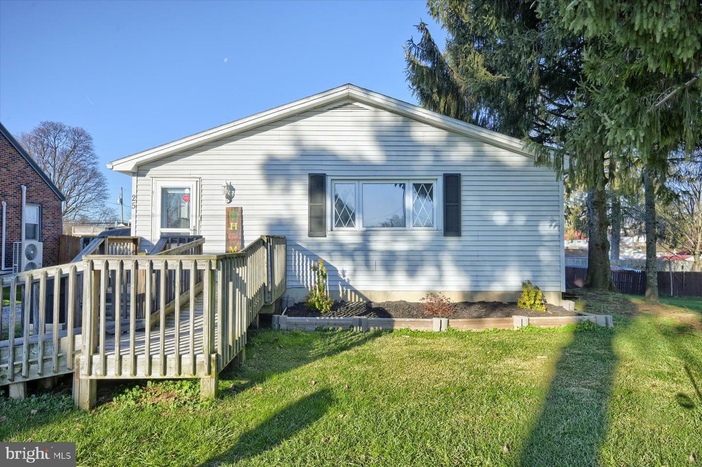 Property Photo: 25 S Lebanon PA 17042