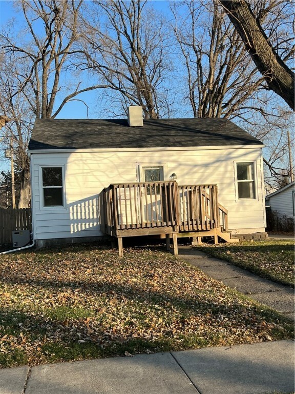 Property Photo:  3221 Amherst Street  IA 50313 