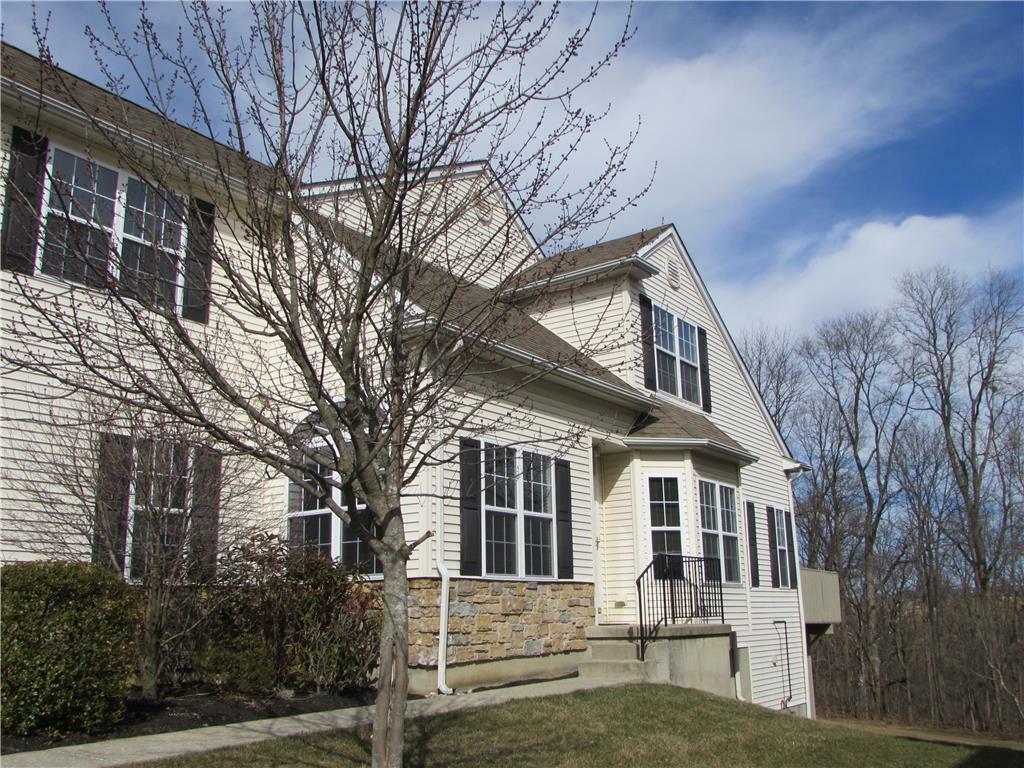 Property Photo:  135 Willow Drive  PA 18045 