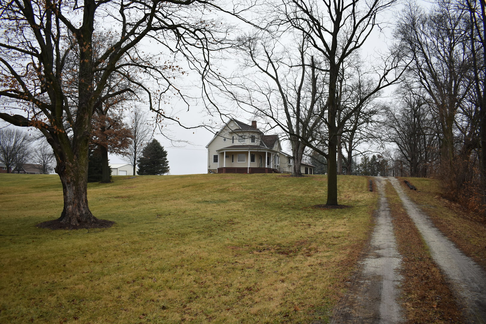 Property Photo:  2238 E County Road 9  IL 60953 