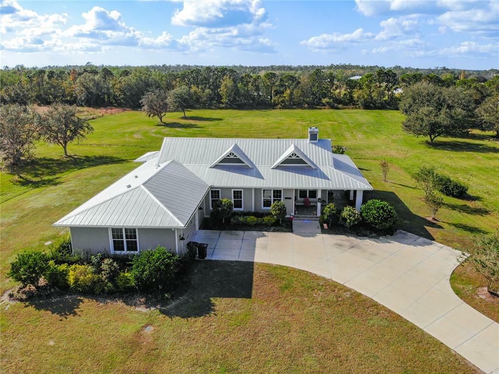 Property Photo:  1406 Deer Hammock Road  FL 34240 