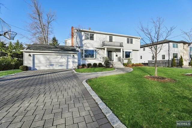 Property Photo:  26 Laurie Drive  NJ 07632 