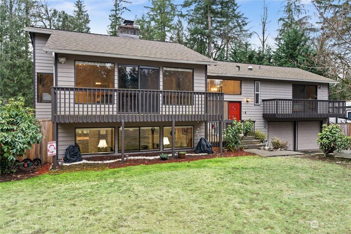 Property Photo: 19209 SE 324th Street WA 98042